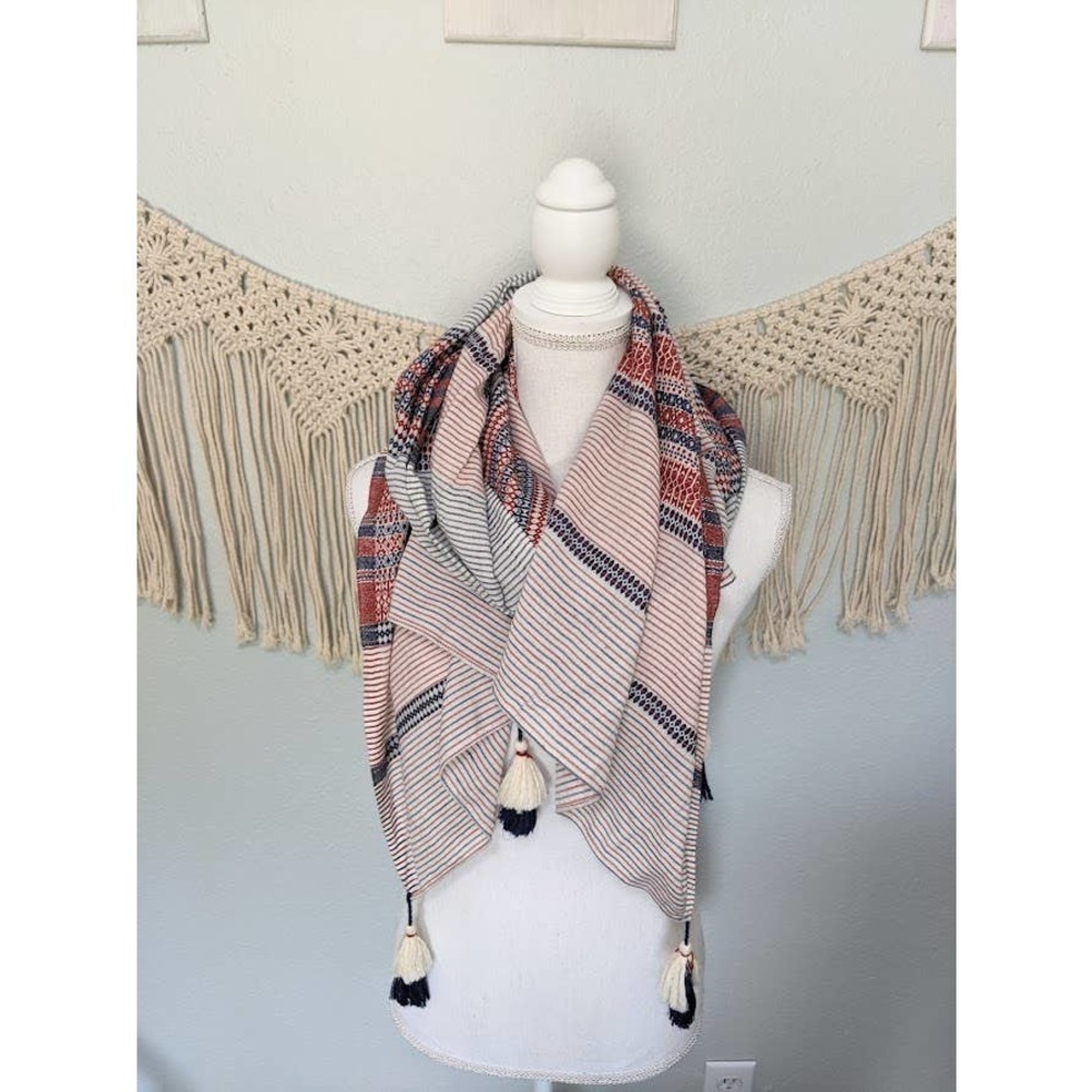 RETIRED Stella & Dot Scarf Wrap